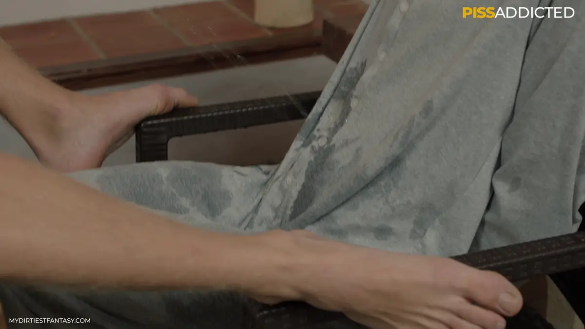 Milo Kleos & Trevor Twink Deliver The Ultimate Piss Fetish Fantasy 2